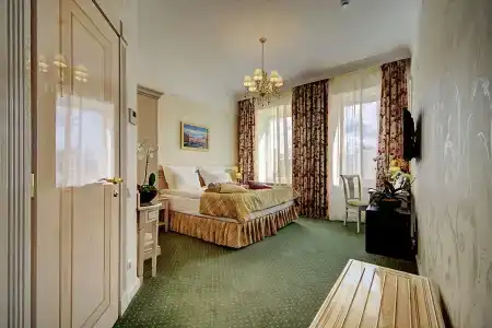 Золотой Треугольник - 62