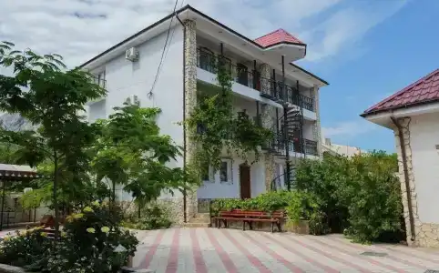 Славия - 1