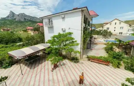 Славия - 3