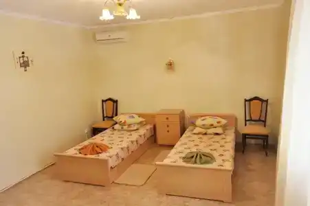 Солнечный - 12