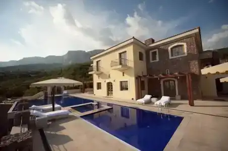 Крымский Бриз & Villas - 1