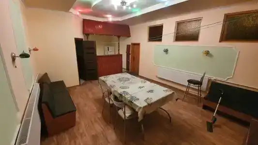 House 40a - 9