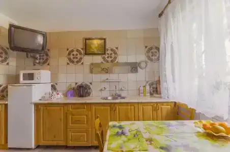 Золотая Бухта - 5