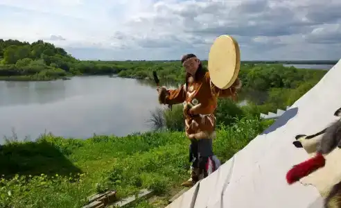 Стойбище сородичей, национальное нанайское подворье - 2