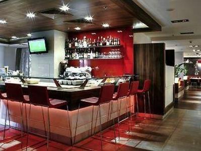 ibis Kiev City Center - 8