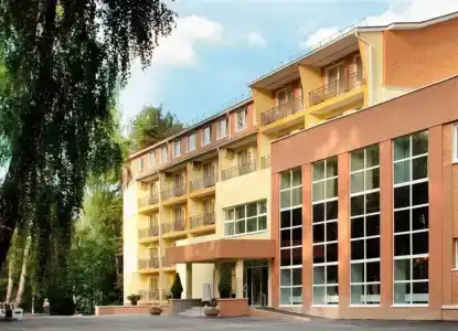 Яхонты Истра - 0