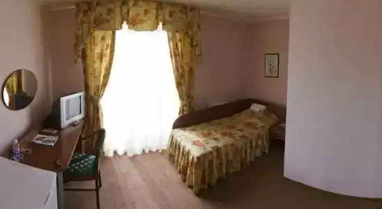 Лотус - 18