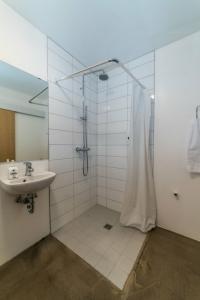 Álftröð Guesthouse - 7