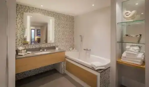 Clayton Burlington Road - 42