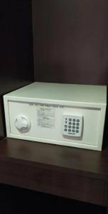 The Curzon Court - 4