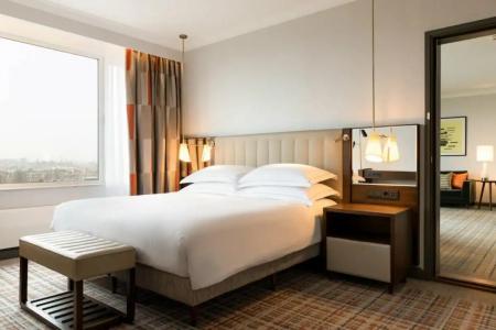 Hilton Amsterdam - 32