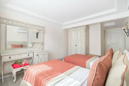 Losta Sahil Evi - Adults Only +12 - 28