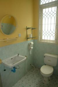 Golden Guest Inn - 19