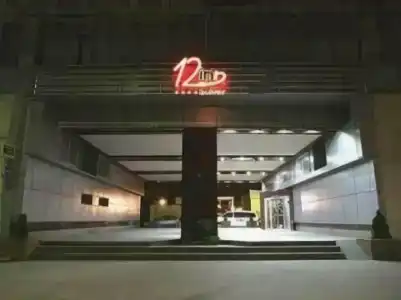 Boulevard Inn - 7