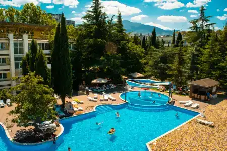 Славутич - 9