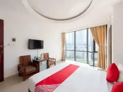 Reddoorz Plus Near Cau Giay Park - 16