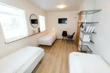 Akureyri - 30