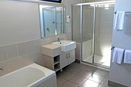 Nobby Beach Holiday Village - 28