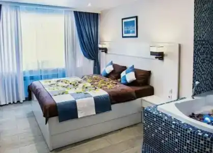 Морган на Красноармейском - 72