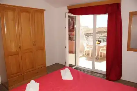 Stanivukovic - 8