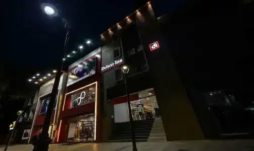 Treebo Trip Deluxe Inn Pondibazar - 5