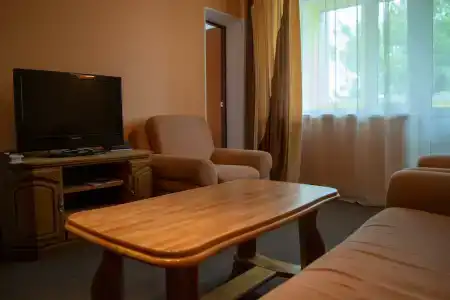 Славянская - 13