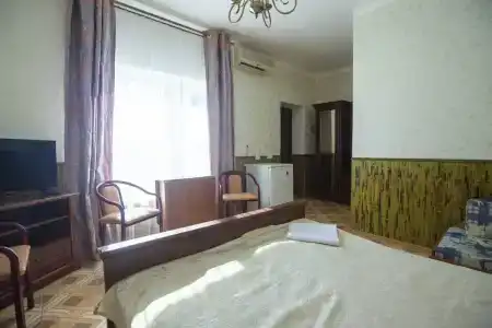 Крымский - 24