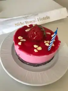 Side Royal Palace - 40