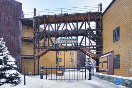 Village Square #633 - 8