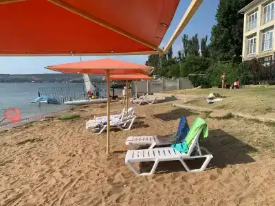 Золотые Пески - 6