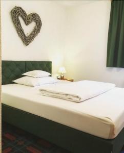 SIMPLE but EXCELLENT - 8