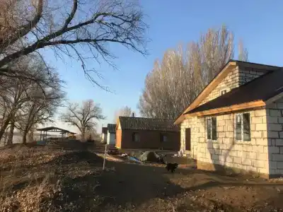Левада - 16