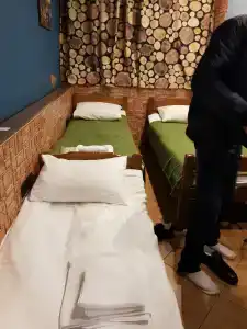 Red Gates Hostel - 27