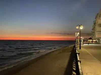 Наш Парус Апартаменты - 10