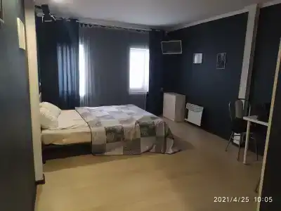 Эсквайр Хаус - 50