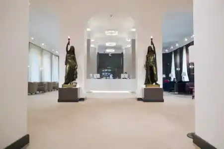 Октябрьская - 33