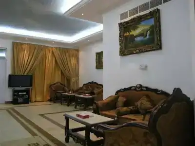 Royal Residence - 3