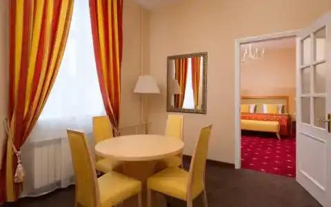 Октябрьская - 26