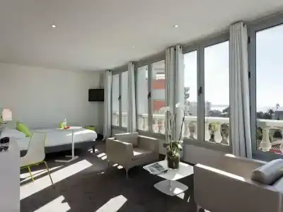 ibis Styles Antibes Juan Les Pins - 0