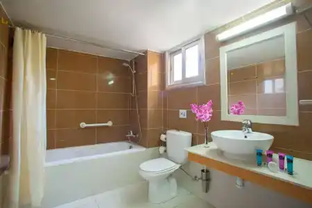 Malama Beach Holiday Village - 59