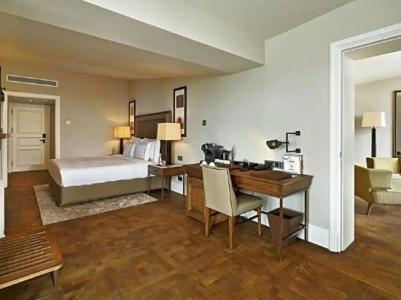 The Bank Istanbul - 25