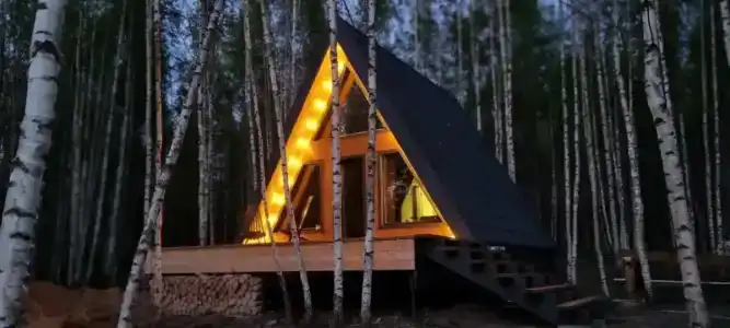 Треугольный домик в лесу с горячей купелью - 37