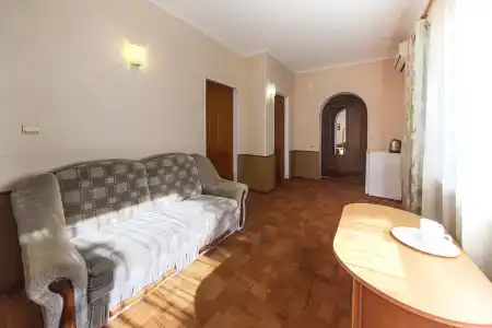 Качинская - 25