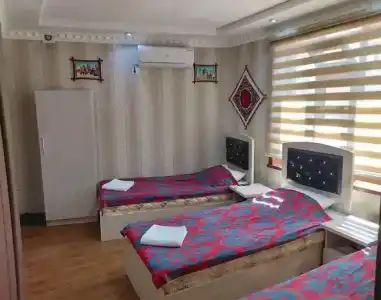Vazira - 29