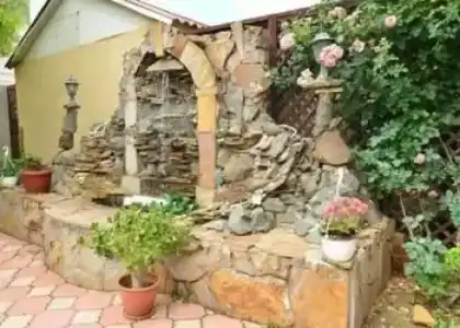 Ess House - 8