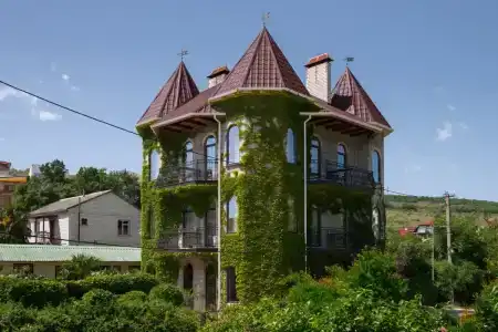 Замок Алустон - 16