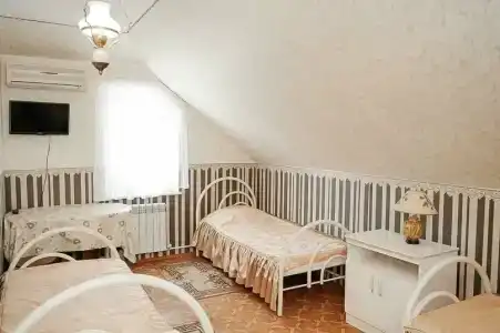 У Виктора - 7