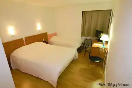 Les Nomades Beaune - 14