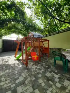 Nairi - 44