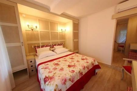 Losta Sahil Evi - Adults Only +12 - 20